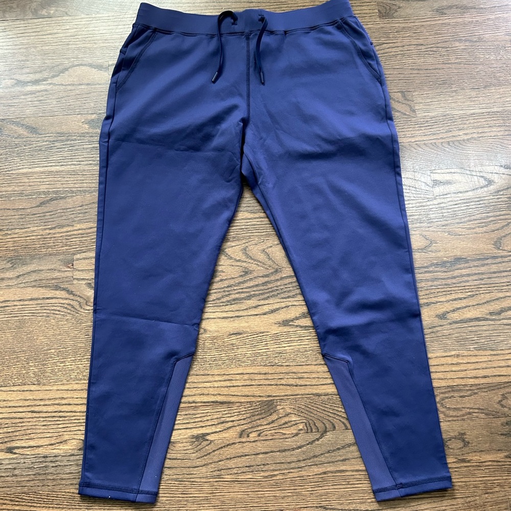 NWT Greyson Sequoia Joggers